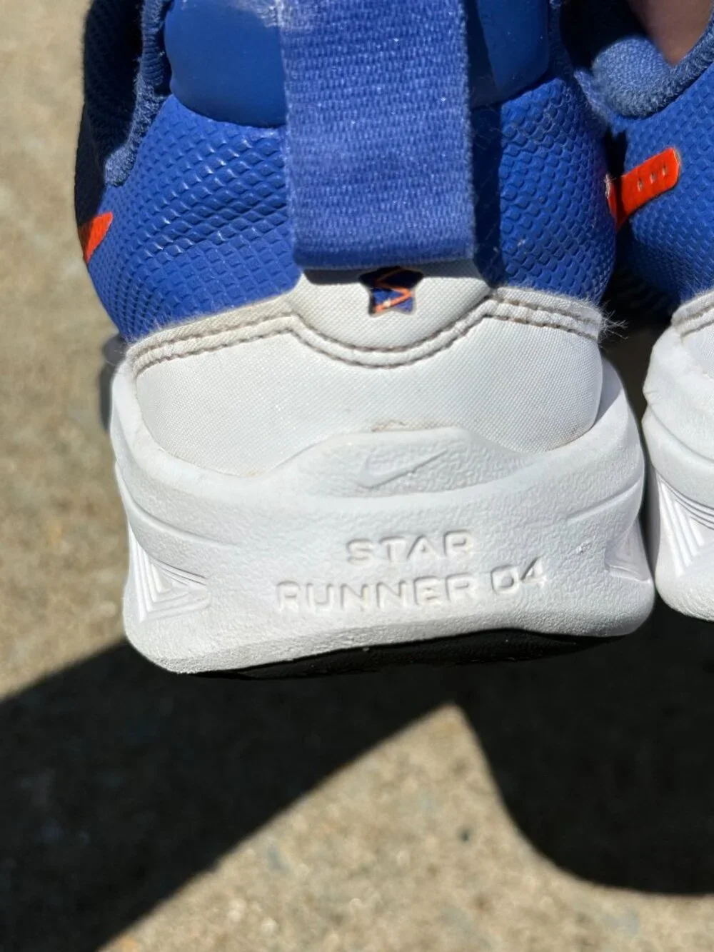 Nike Star Runner 4 Kids 2.5Y Blue Orange Running Shoes Sportcore Y2K Retro!4132